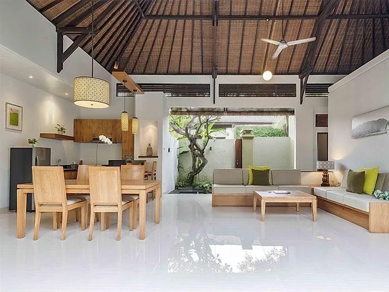 Pradha Villas Seminyak 0*,