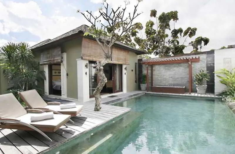 Pradha Villas Seminyak 0*,